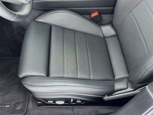 New 2025 Porsche Panamera 4 image 13