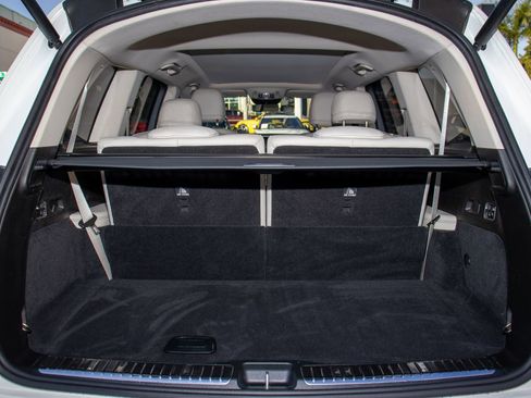 Used 2022 Mercedes-Benz GLS 450 4MATIC image 12