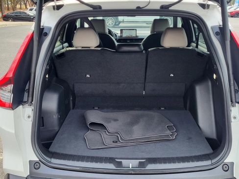 Used 2025 Honda CR-V Sport Touring image 4