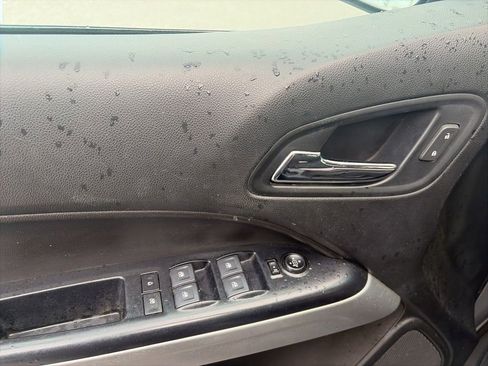 Used 2020 Chevrolet Colorado LT w/ Safety Package image 19