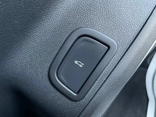 Used 2026 Buick Enclave Preferred FWD image 17