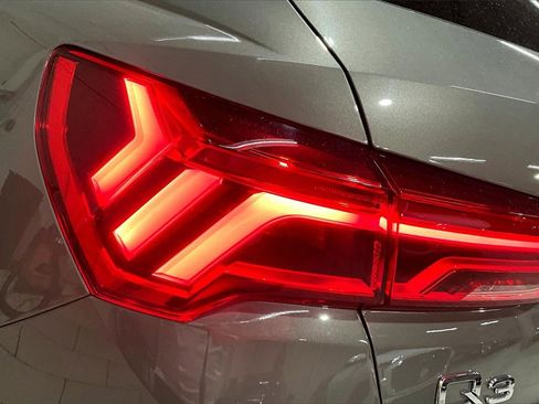 Certified 2024 Audi Q3 2.0T Premium w/ Convenience Package image 24