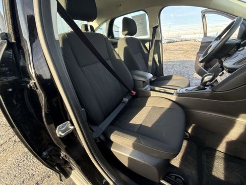 Used 2018 Ford Focus SE image 23
