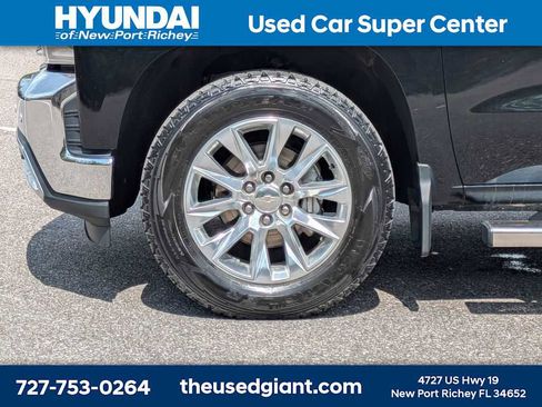 Used 2021 Chevrolet Silverado 1500 LTZ w/ LTZ Convenience Package II image 10