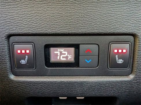 New 2025 Mitsubishi Outlander SEL image 16