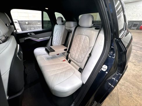 Used 2024 BMW X5 M60i AWD/4WD image 28