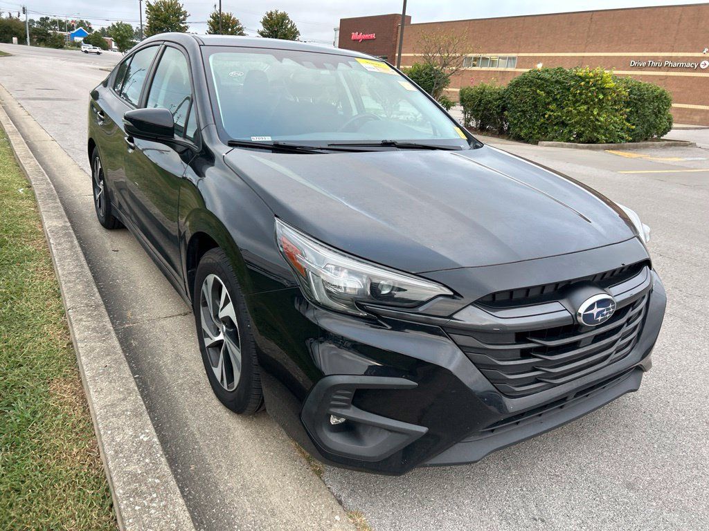 Used 2023 Subaru Legacy Premium AWD/4WD image 2