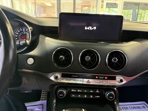 Used 2022 Kia Stinger GT-Line w/ Sun & Sound Package AWD/4WD image 13