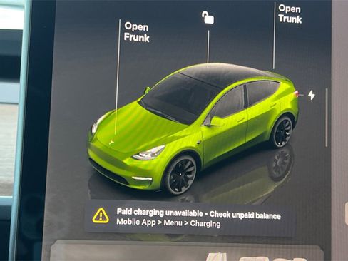 Used 2023 Tesla Model Y Long Range image 27