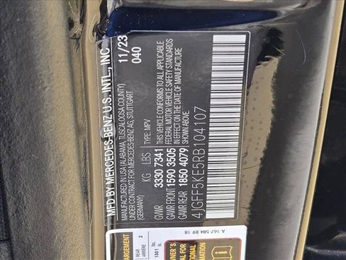 Used 2024 Mercedes-Benz GLS 450 4MATIC image 27