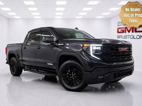 Used 2023 GMC Sierra 1500 Elevation AWD/4WD image 1