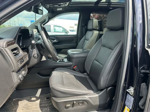 Used 2023 Chevrolet Tahoe LT w/ Luxury Package AWD/4WD image 10