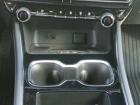 New 2026 Chevrolet Traverse LT w/ Driver Confidence Package image 10