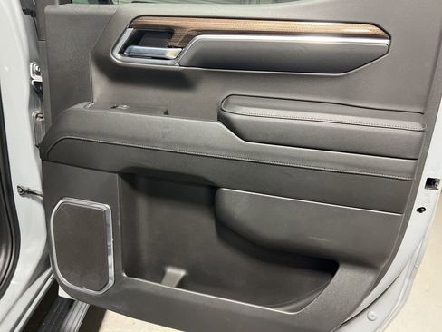 Used 2024 Chevrolet Silverado 1500 RST w/ Protection Package AWD/4WD image 15