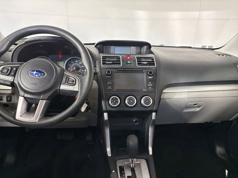 Used 2017 Subaru Forester 2.5i image 21