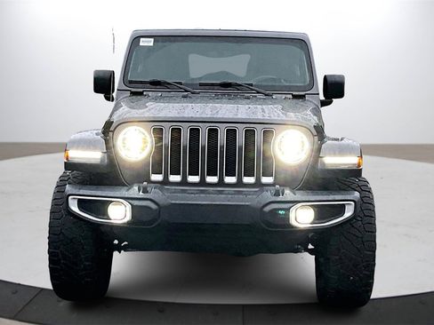 Certified 2019 Jeep Wrangler Unlimited Sahara image 3