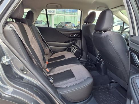 Used 2025 Subaru Outback Premium w/ Popular Package #1A image 7