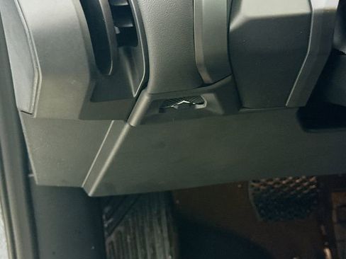 New 2026 BMW X3 xDrive30 w/ Premium Package image 10