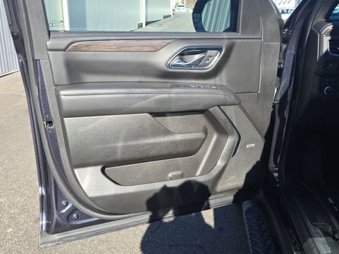 Used 2022 Chevrolet Tahoe Z71 w/ Luxury Package image 22