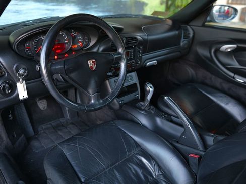 Used 2004 Porsche 911 Carrera 4 image 12