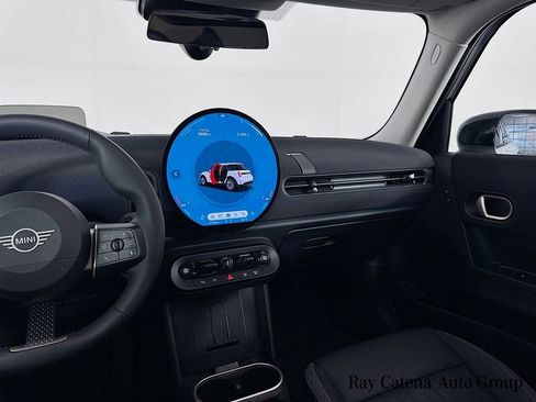 Certified 2025 MINI Cooper S image 22