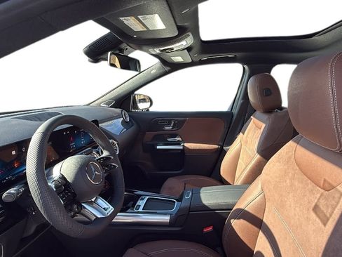 New 2026 Mercedes-Benz GLA 35 AMG 4MATIC image 4