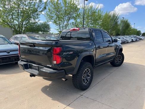 Used 2025 Chevrolet Colorado ZR2 image 6