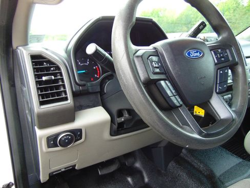 Used 2020 Ford F250 XL w/ Power Equipment Group AWD/4WD image 16