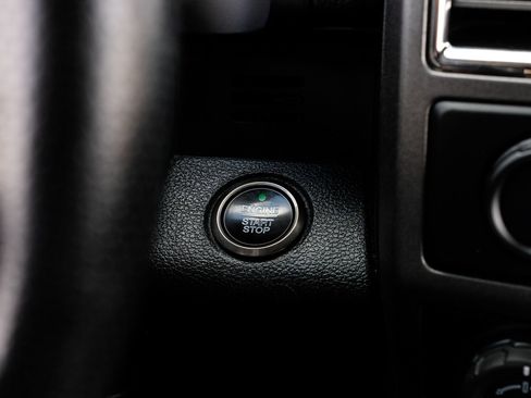 Used 2019 Ford F150 Raptor w/ Equipment Group 802A Luxury image 23