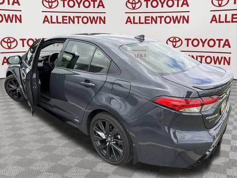 New 2025 Toyota Corolla SE AWD/4WD image 15