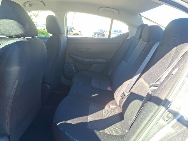Used 2025 Nissan Sentra SV FWD image 10