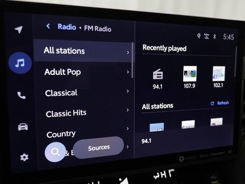 Used 2024 Toyota Tundra Limited AWD/4WD image 9