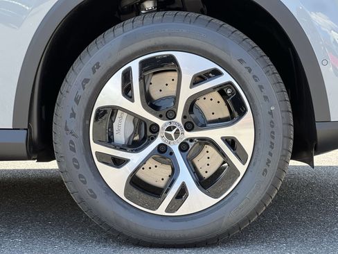 New 2026 Mercedes-Benz GLC 350e 4MATIC image 10