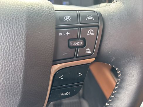 Used 2025 Toyota Crown Signia w/ Advanced Technology Package AWD/4WD image 21