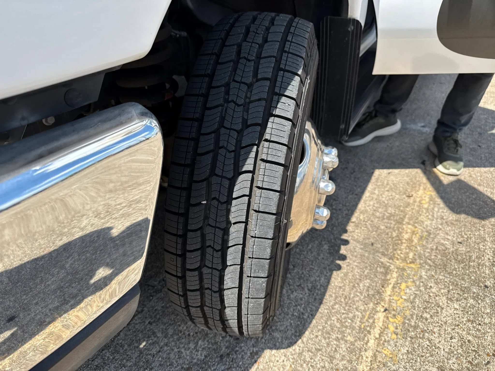 Used 2017 Ford E-450 and Econoline 450 Super Duty w/ Motorhome Prep Package RWD image 24