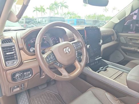 Used 2025 RAM 1500 Limited AWD/4WD image 6