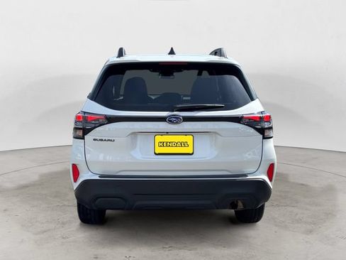 Certified 2025 Subaru Forester Premium AWD/4WD image 4