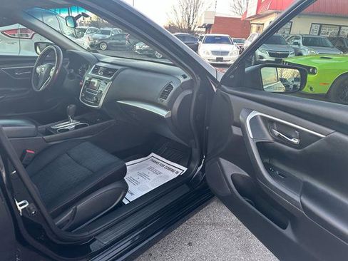 Used 2017 Nissan Altima 2.5 SV image 19