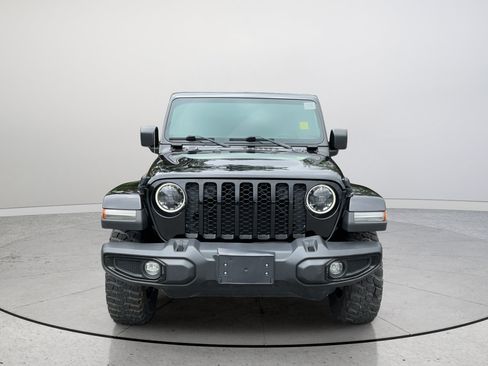 Used 2023 Jeep Gladiator Sport AWD/4WD image 4