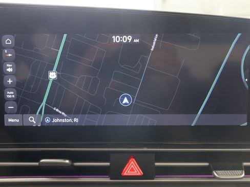 Used 2025 Hyundai Elantra SEL FWD image 14