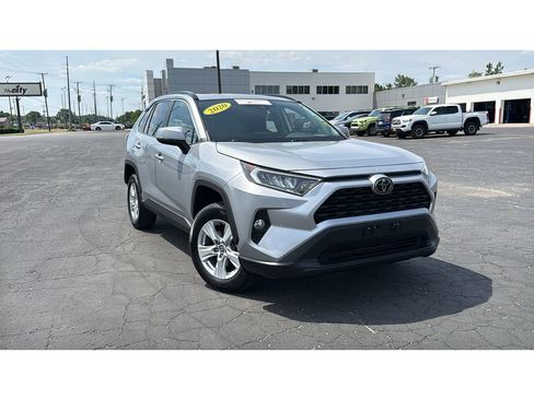 Certified 2020 Toyota RAV4 XLE w/ Convenience Package AWD/4WD image 1