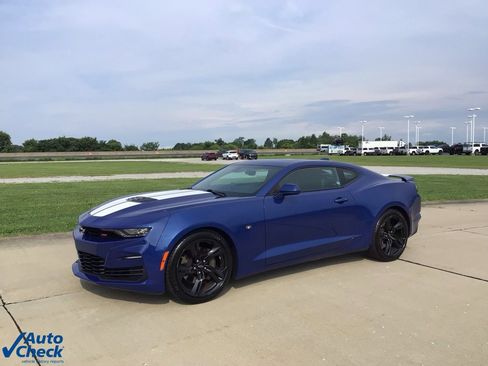 Used 2021 Chevrolet Camaro SS image 3