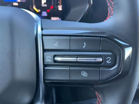 Certified 2024 Chevrolet Colorado Z71 w/ Z71 Convenience Package 2 image 27