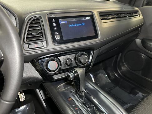 Used 2019 Honda HR-V Sport image 27
