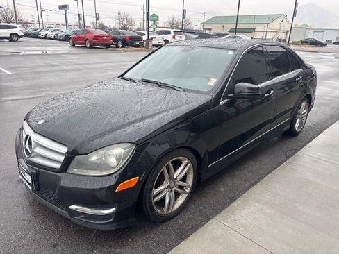 Used 2012 Mercedes-Benz C 300 4MATIC Sedan image 3