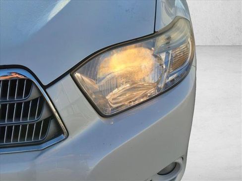 Used 2008 Toyota Highlander Limited AWD/4WD image 9