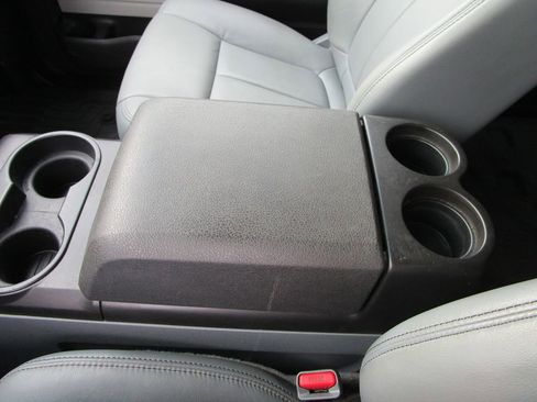 Used 2014 Ford F150 XLT w/ Equipment Group 302A Luxury image 40