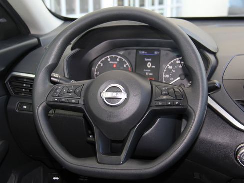 Used 2024 Nissan Altima 2.5 S FWD image 12
