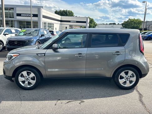 Used 2019 Kia Soul FWD image 5