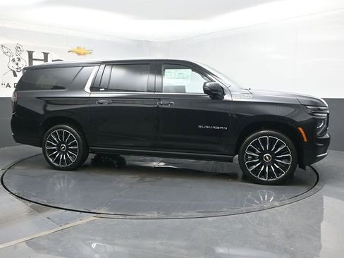 New 2026 Chevrolet Suburban High Country image 28